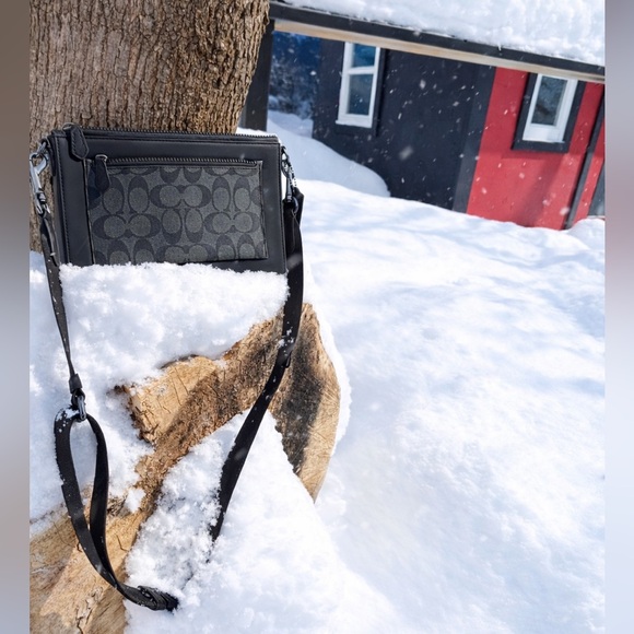 𝘾𝙤𝙖𝙘𝙝 𝙇𝙚𝙖𝙩𝙝𝙚𝙧 𝘾𝙧𝙤𝙨𝙨𝙗𝙤𝙙𝙮 - Picture 6 of 8